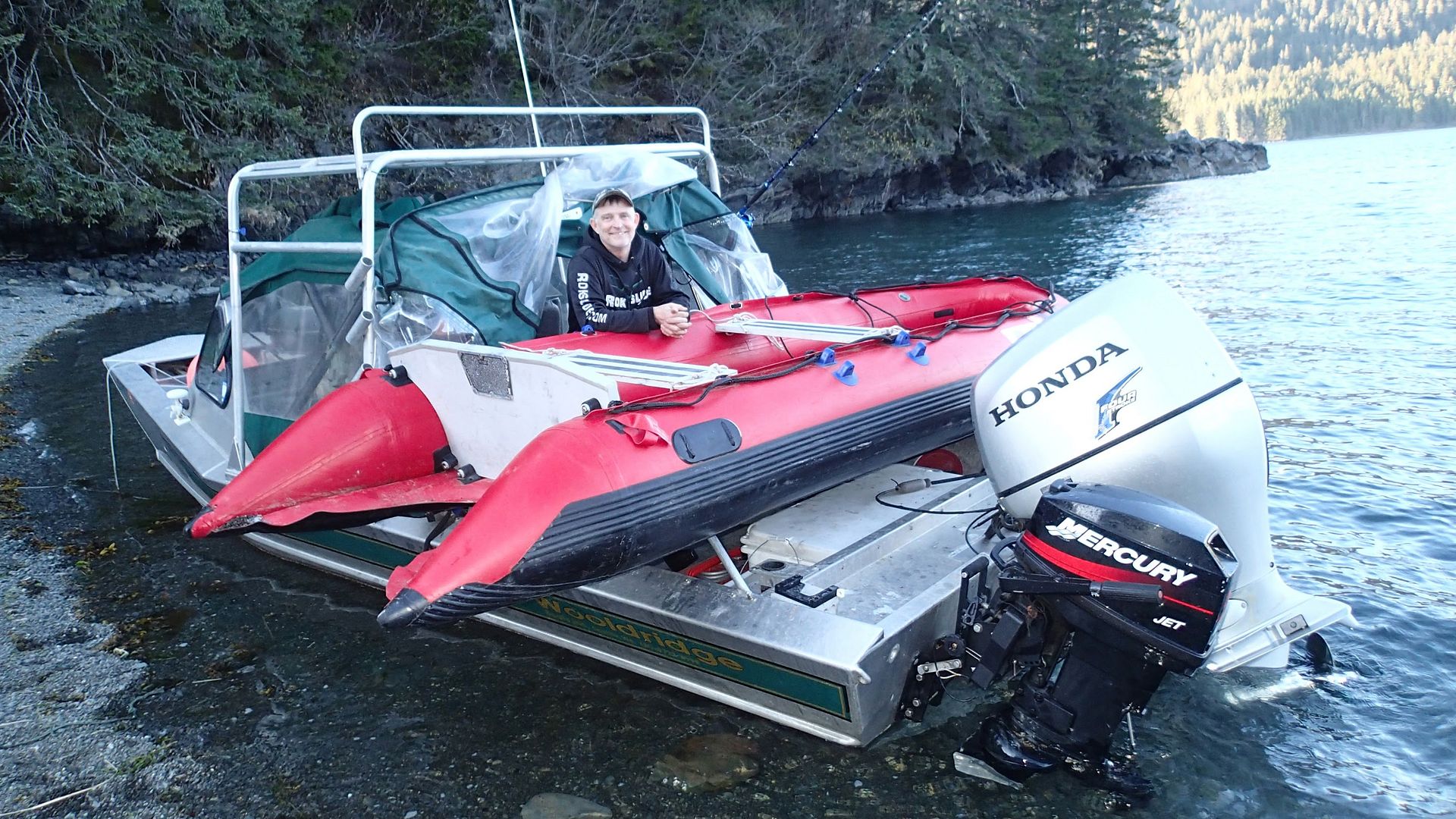 Solar 470 Tunneled Inflatable Jet Boat vs bouldery creek